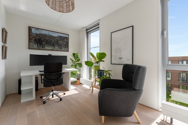 Medium property photo - Oeverzeggestraat 16, 1087 BV Amsterdam